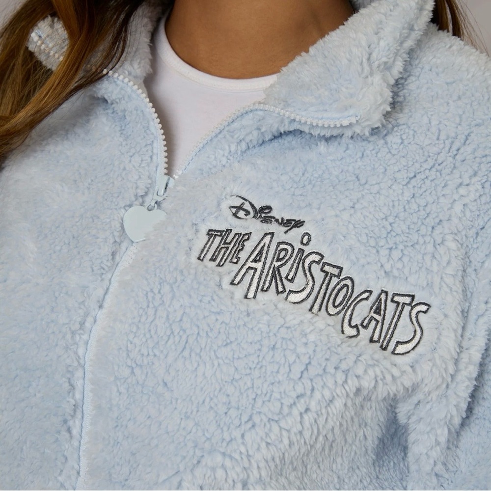 Cakeworthy | The Aristocats Embroidered Sherpa Jacket | Medium - Picture 3 of 7